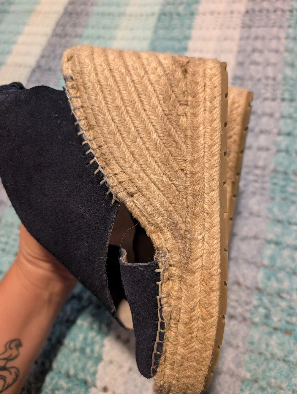 Kenneth Cole NY Black Espadrille Wedges ON A Size 8